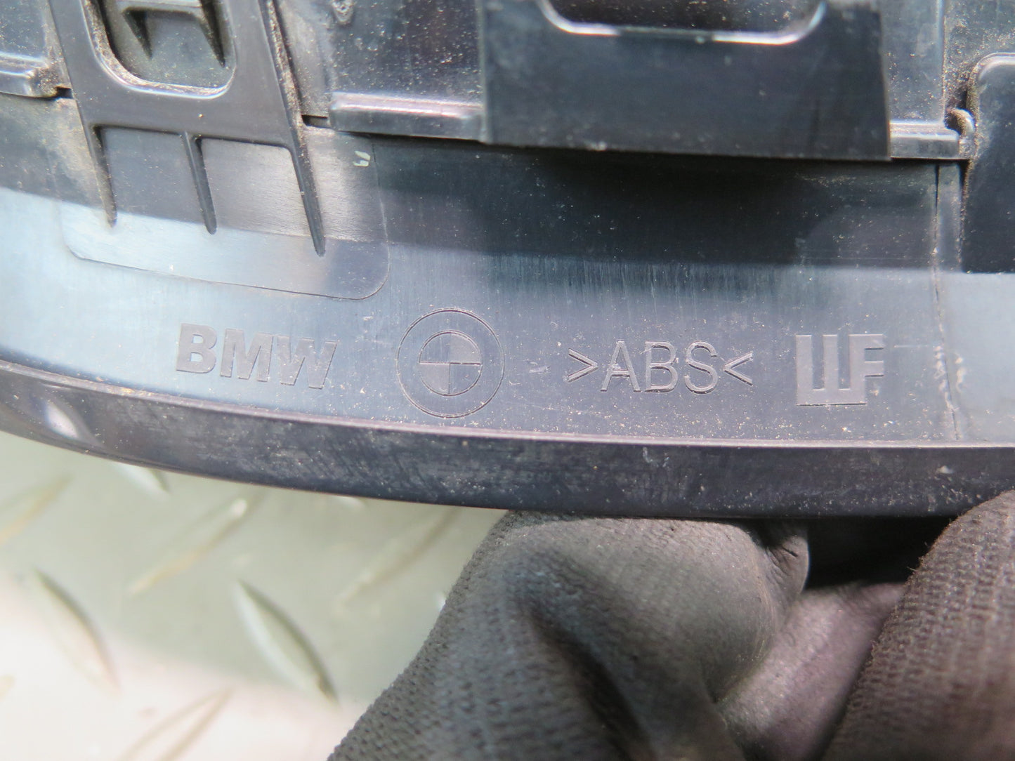 11-13 BMW E92 E93 Set of 2 Front Bumper Left & Right Kidney Grille OEM