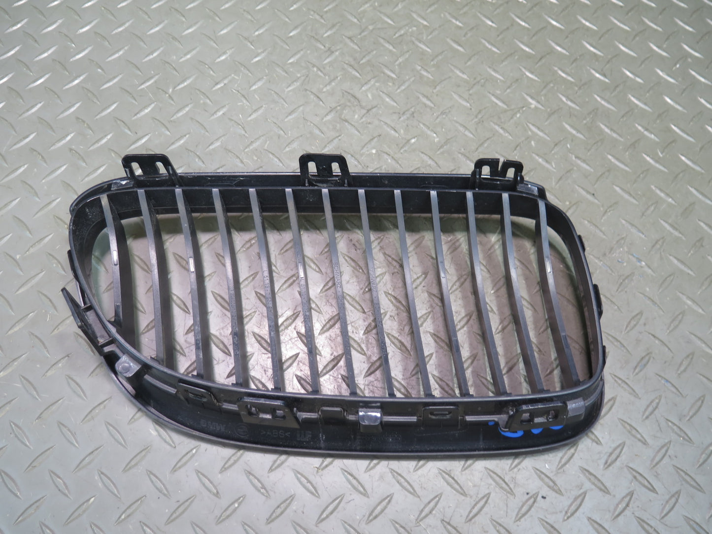 11-13 BMW E92 E93 Set of 2 Front Bumper Left & Right Kidney Grille OEM