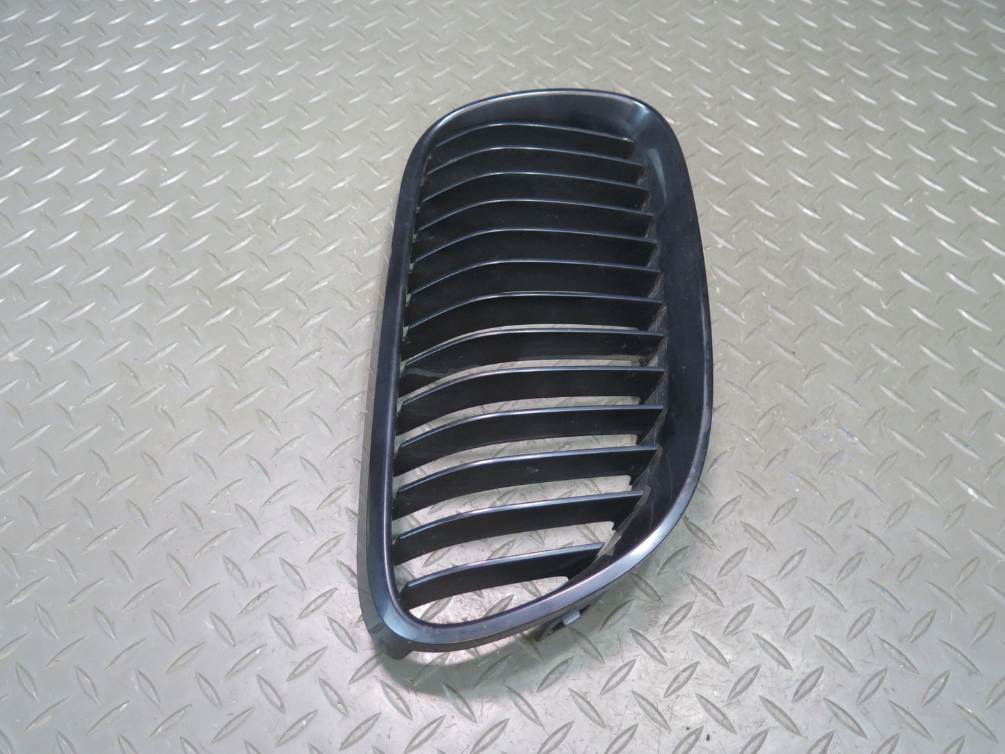 11-13 BMW E92 E93 Set of 2 Front Bumper Left & Right Kidney Grille OEM