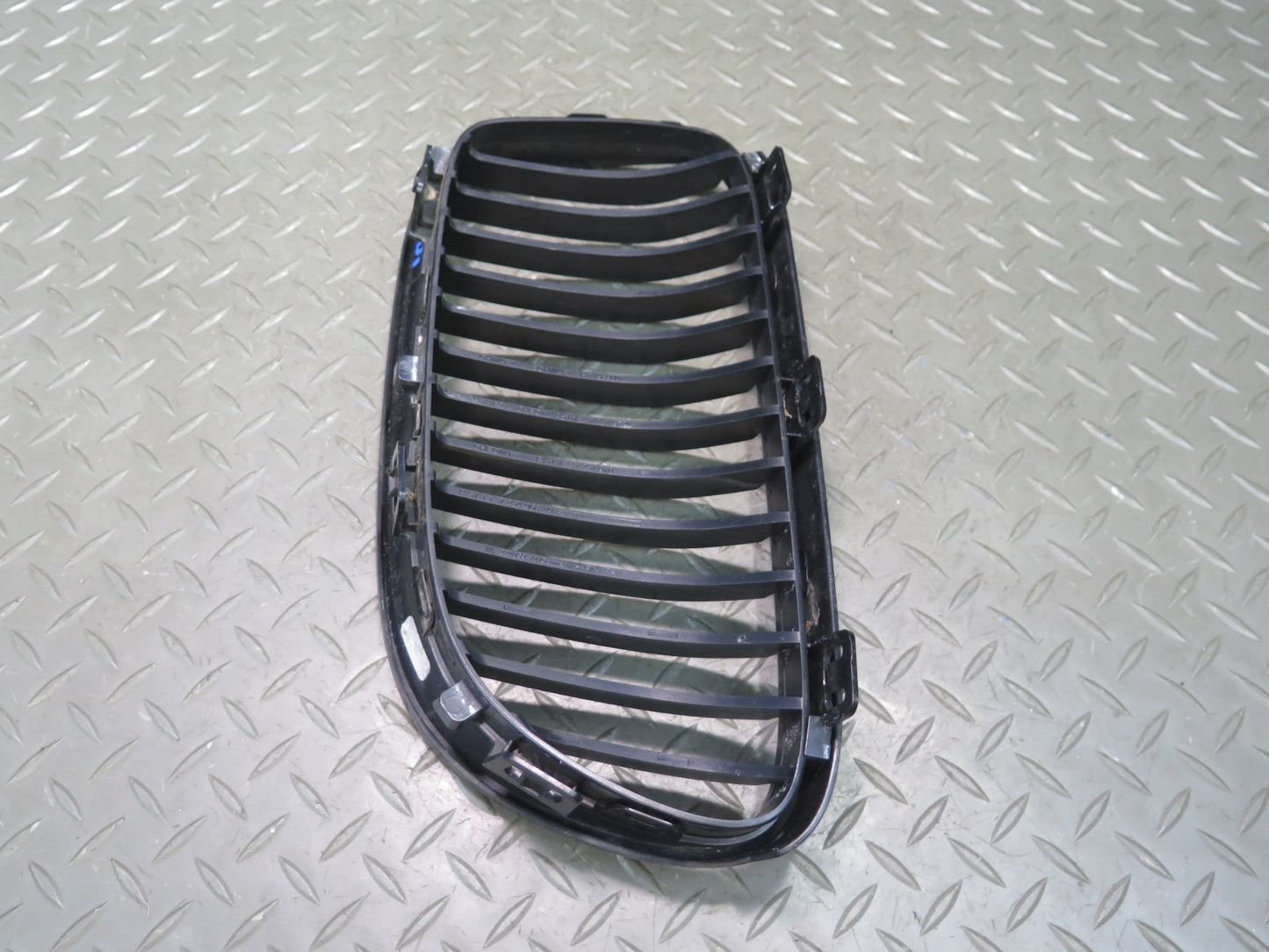 11-13 BMW E92 E93 Set of 2 Front Bumper Left & Right Kidney Grille OEM