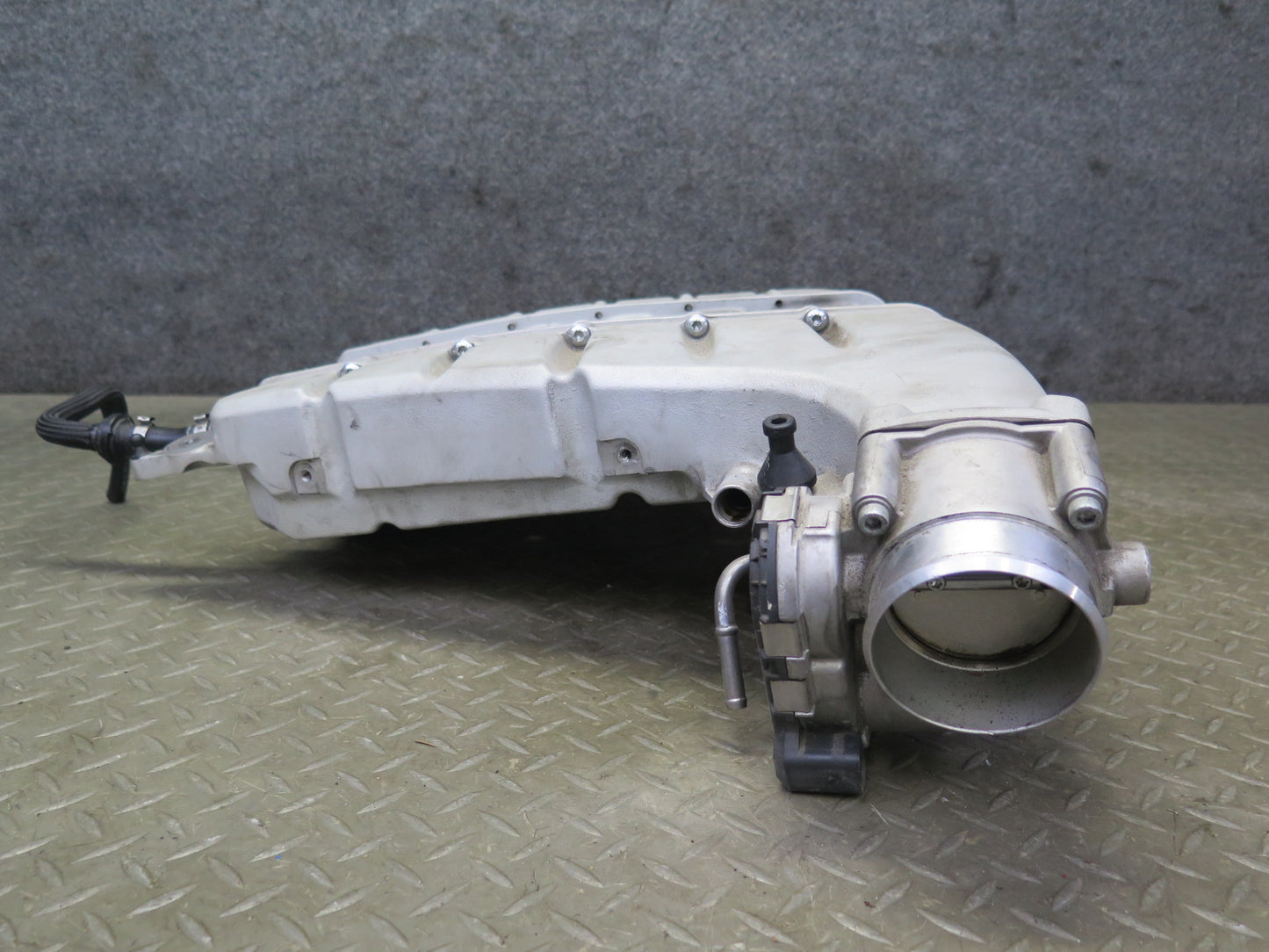 2006-2012 Bentley Flying Spur 6.0L Engine Motor Air Intake Manifold Assembly