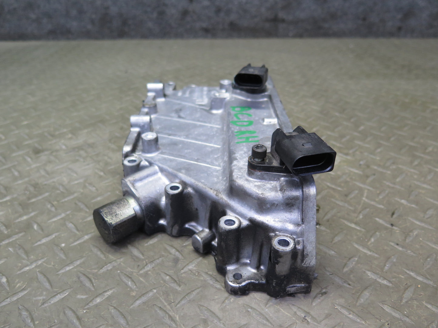 2006-2012 Bentley Flying Spur 6.0L Engine Right Timing Chain Cover