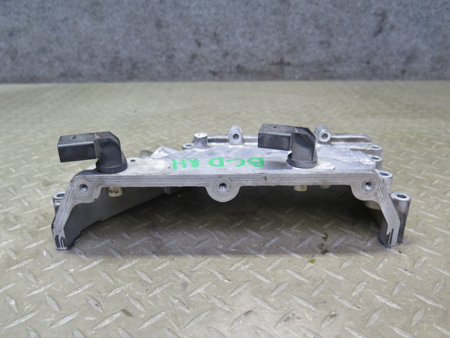 2006-2012 Bentley Flying Spur 6.0L Engine Right Timing Chain Cover