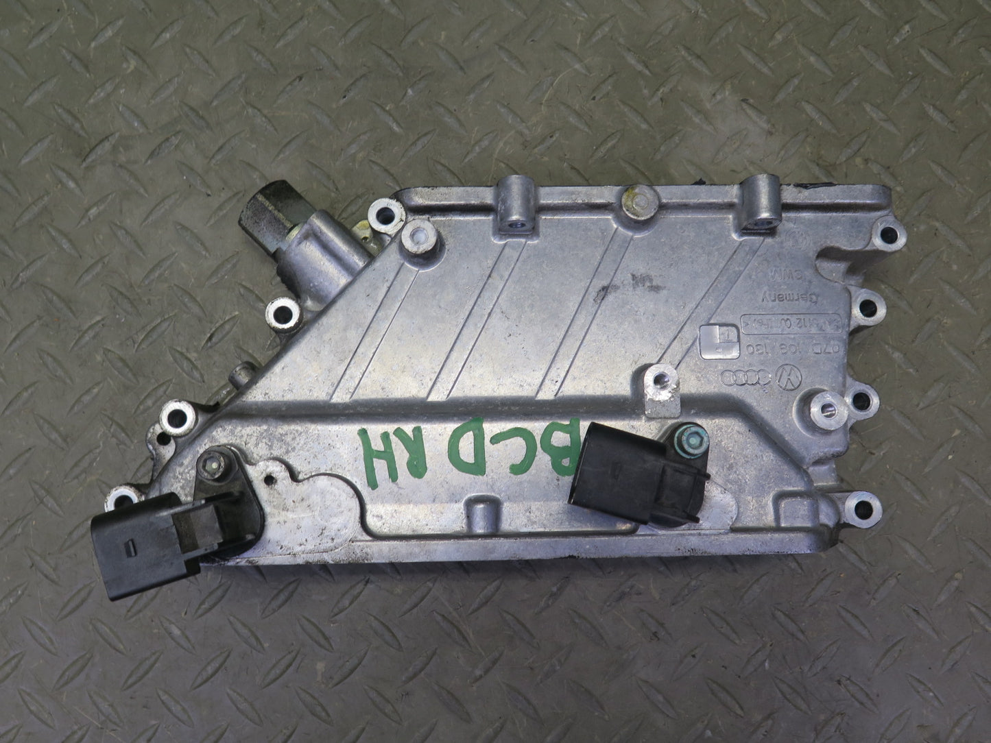 2006-2012 Bentley Flying Spur 6.0L Engine Right Timing Chain Cover