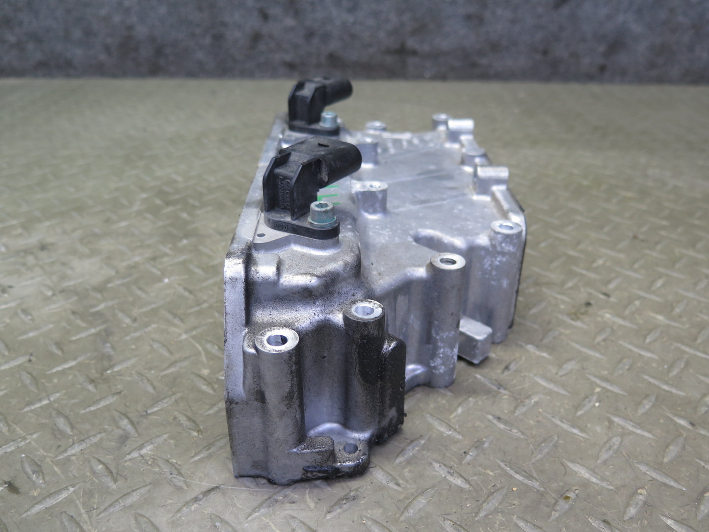 2006-2012 Bentley Flying Spur 6.0L Engine Left Timing Chain Cover