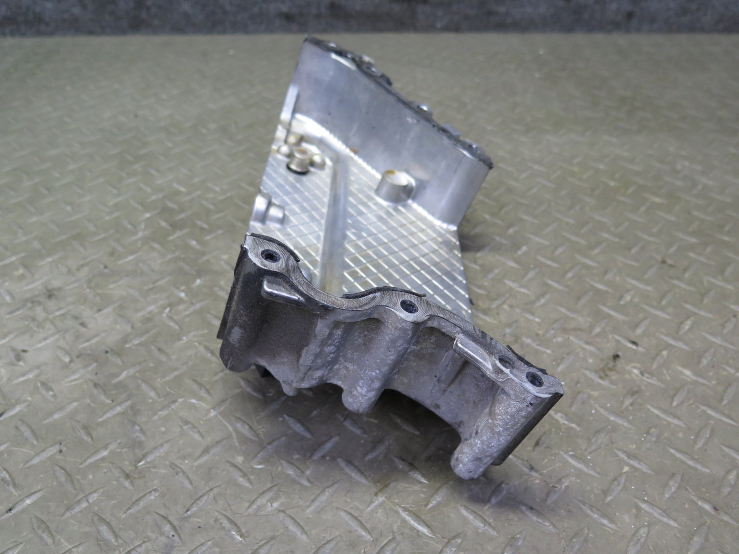 2006-2012 Bentley Flying Spur 6.0L Engine Left Timing Chain Cover
