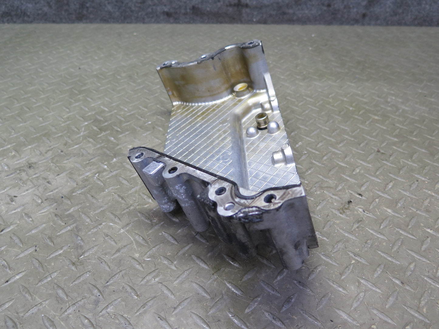 2006-2012 Bentley Flying Spur 6.0L Engine Left Timing Chain Cover