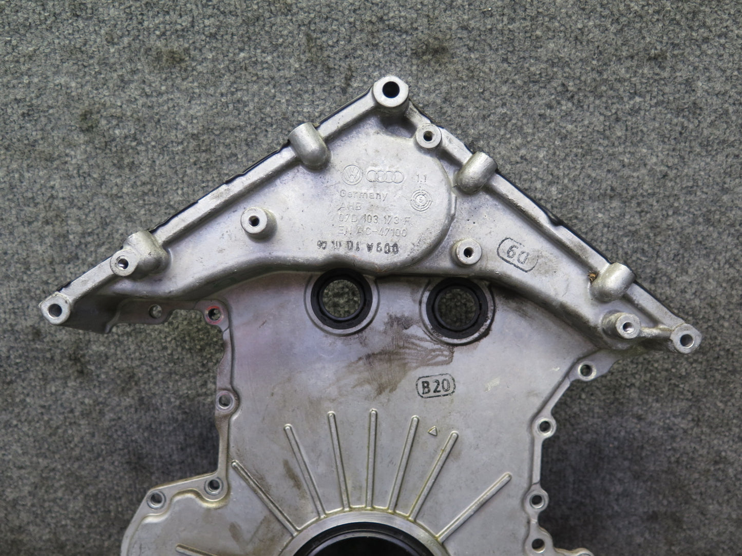 2006-2012 Bentley Flying Spur 6.0L Engine Rear Center Crankcase Cover