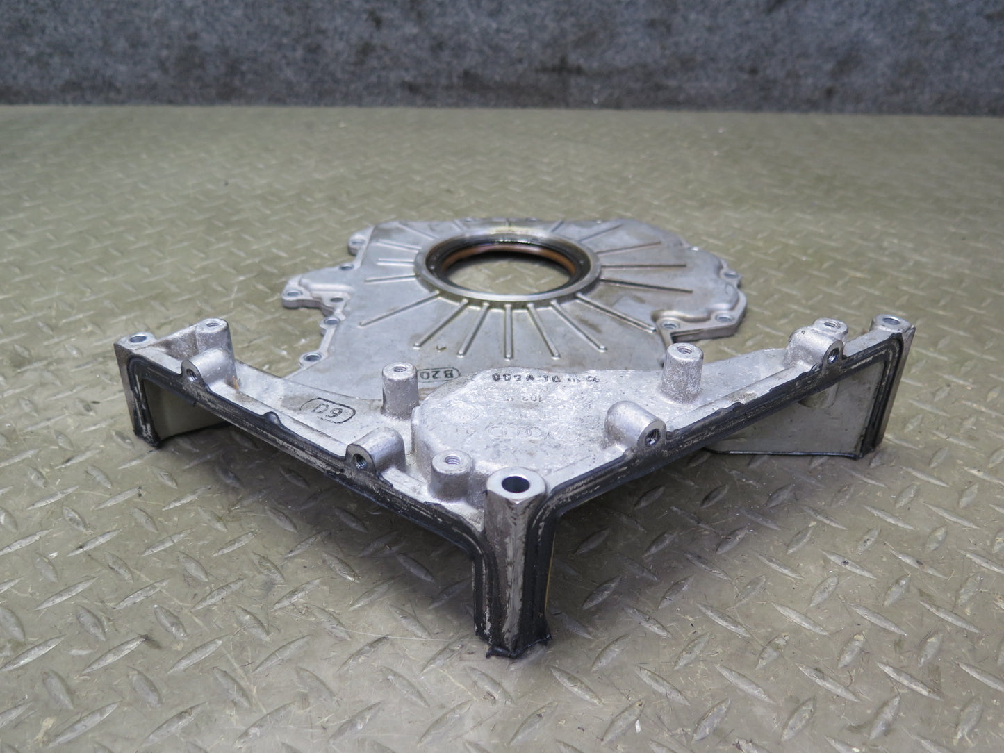 2006-2012 Bentley Flying Spur 6.0L Engine Rear Center Crankcase Cover