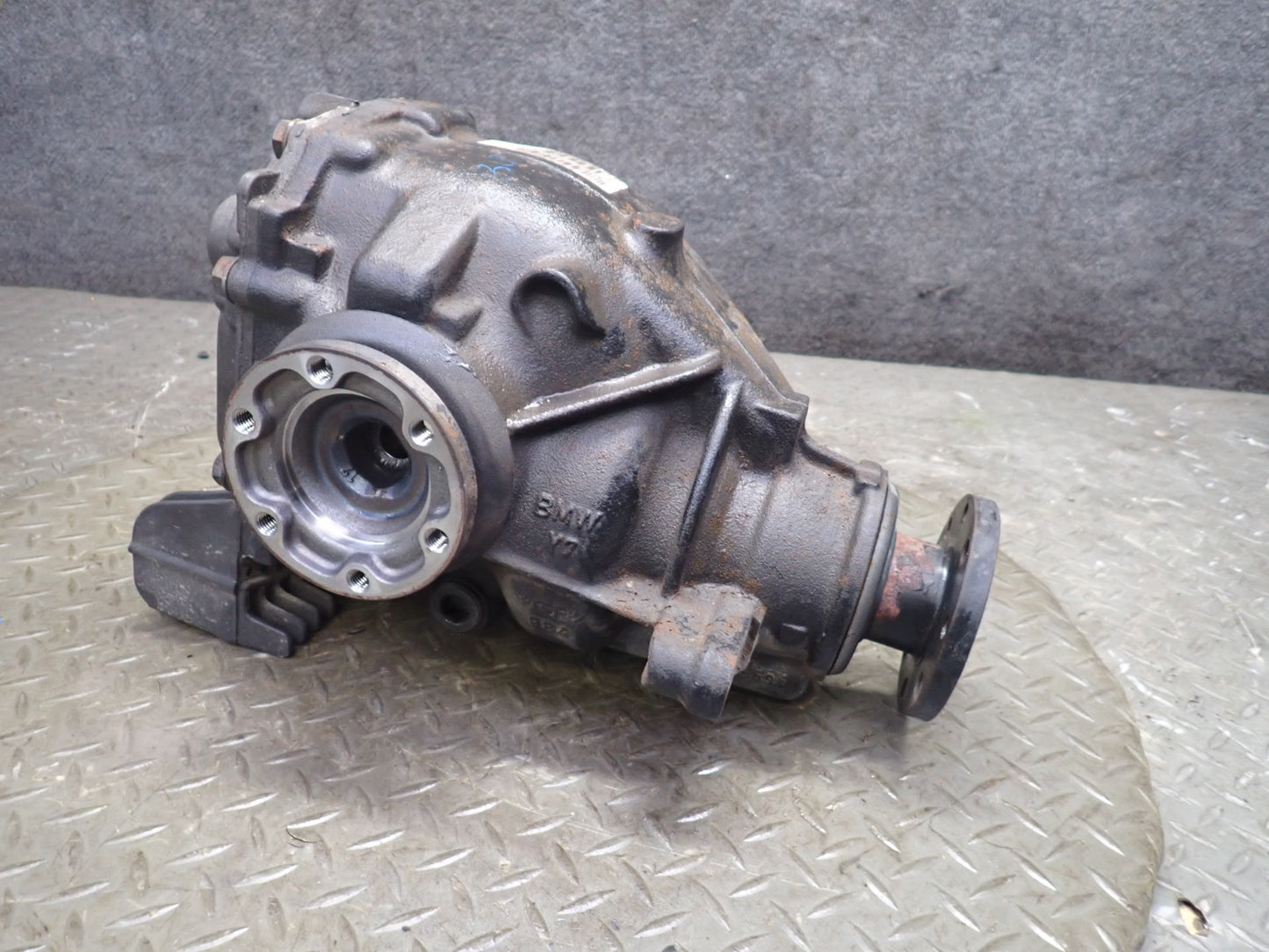 03-07 BMW E86 E85 Z4 2.5i 3.0si AT Rear Differential Carrier 3.64 Ratio 110K OEM