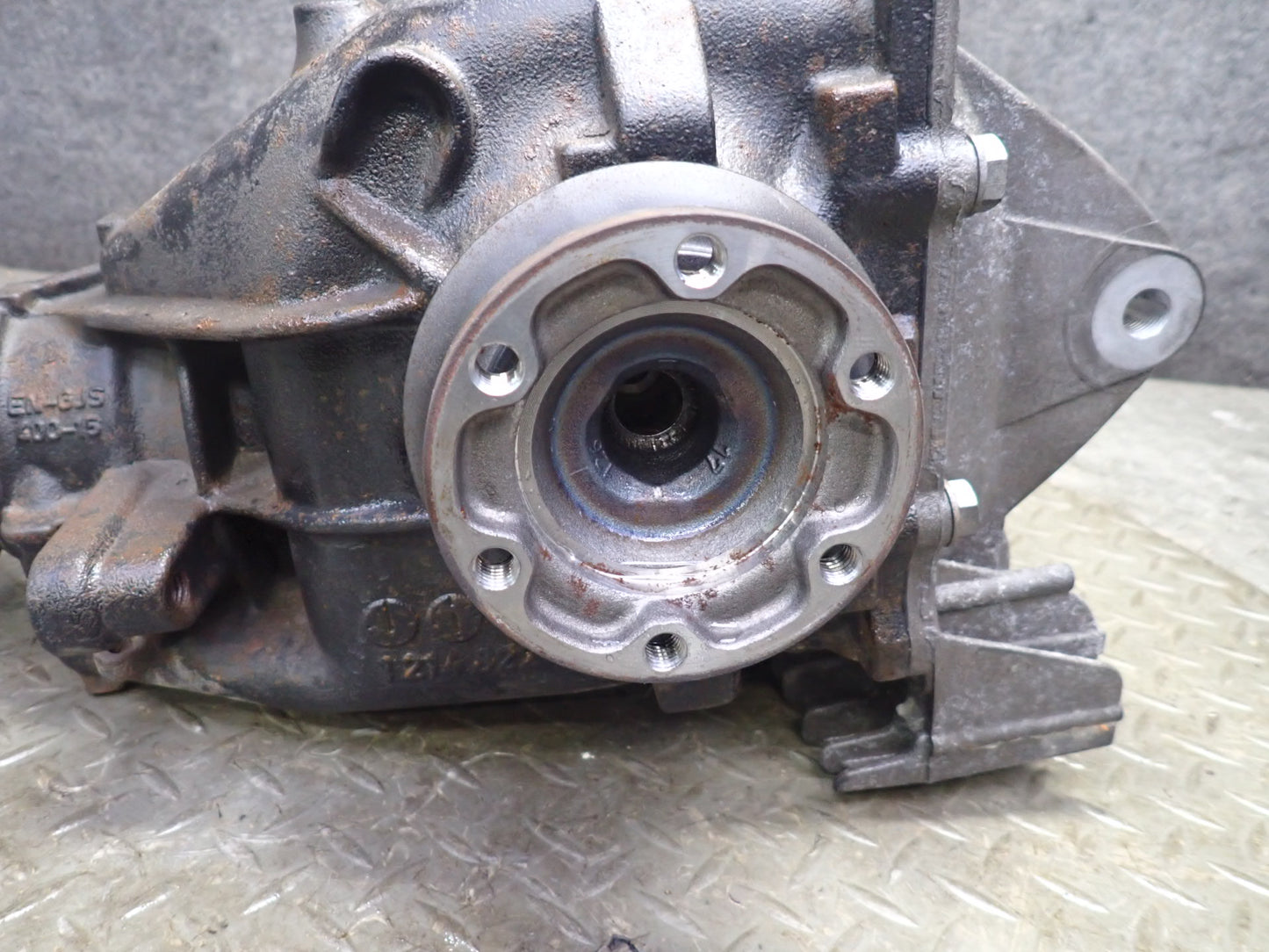 03-07 BMW E86 E85 Z4 2.5i 3.0si AT Rear Differential Carrier 3.64 Ratio 110K OEM