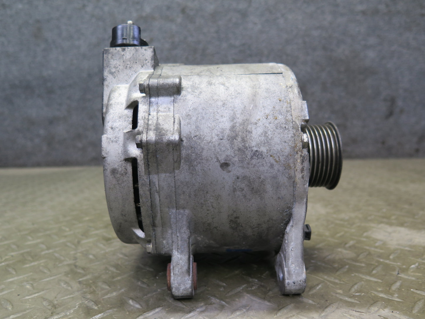 2006-2012 Bentley Flying Spur 6.0L Engine Motor Generator Alternator 190 AMP