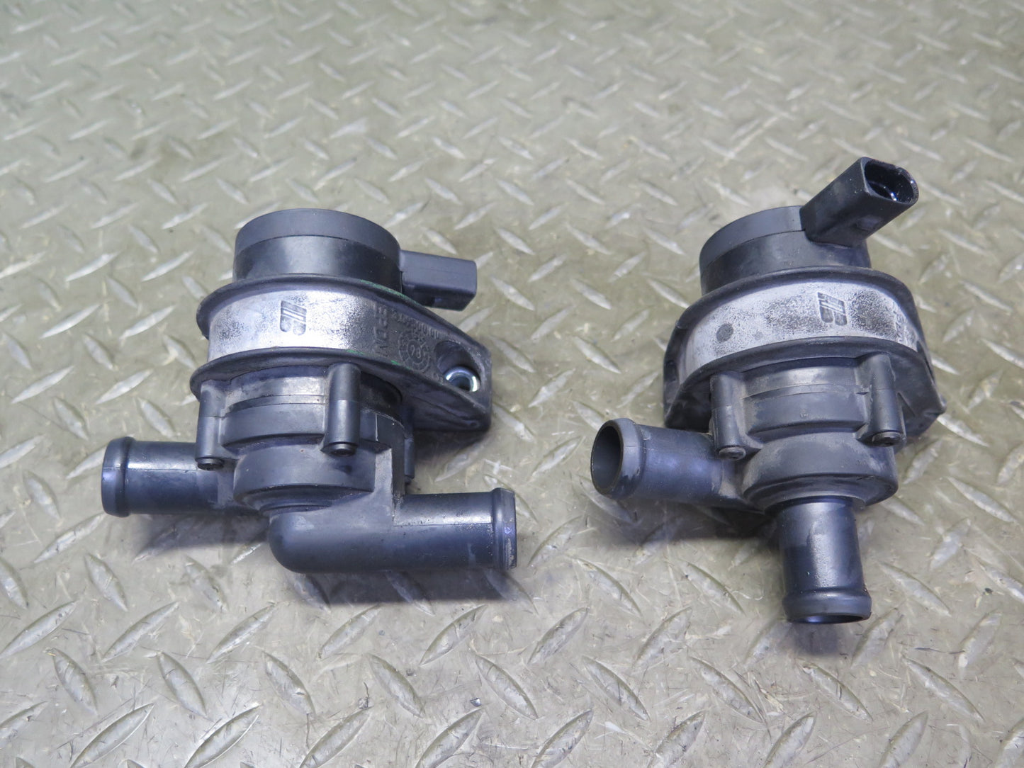 2006-2012 Bentley Flying Spur 6.0L Engine  Auxiliary Water Coolant Pump Set