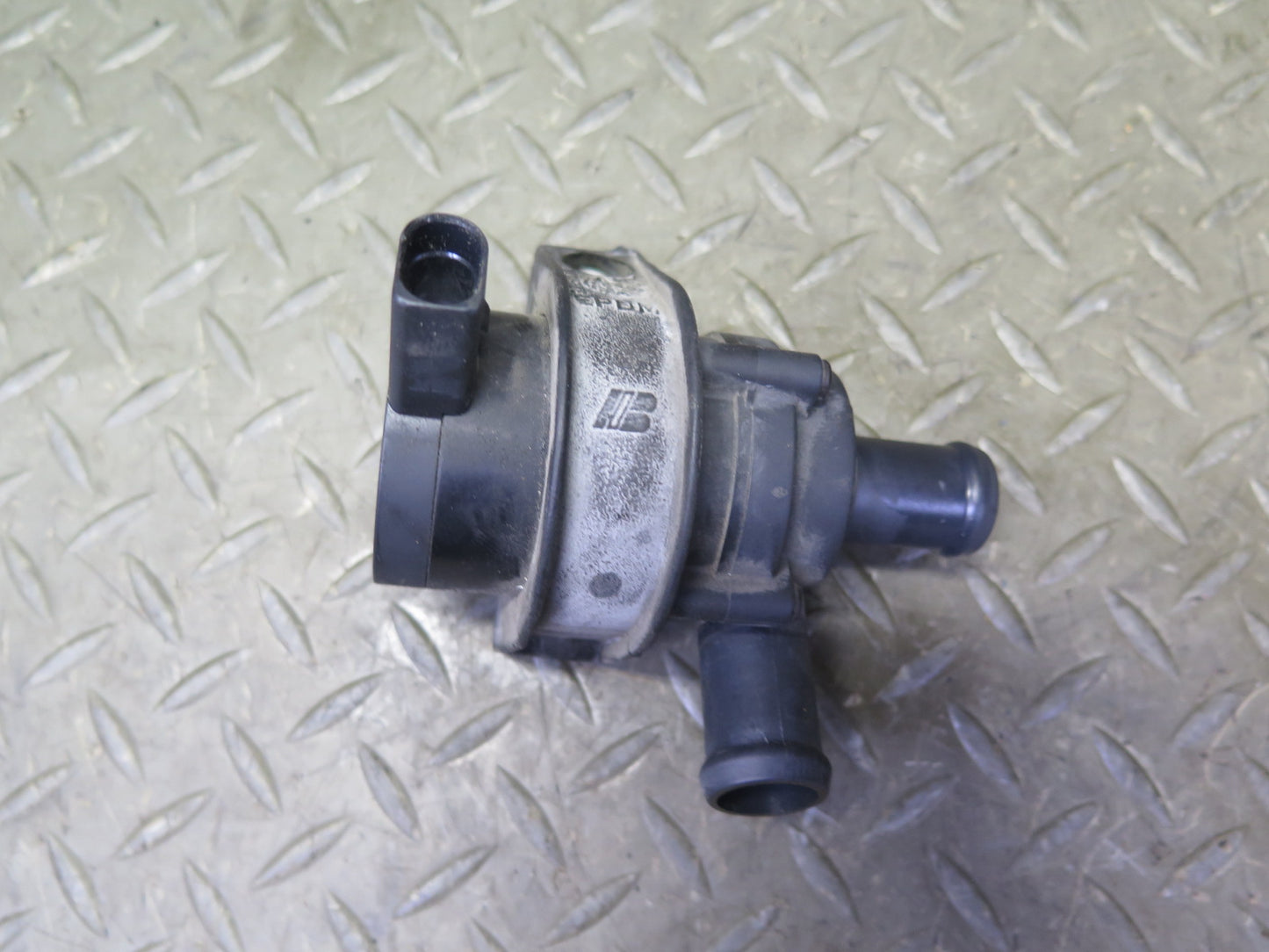 2006-2012 Bentley Flying Spur 6.0L Engine  Auxiliary Water Coolant Pump Set