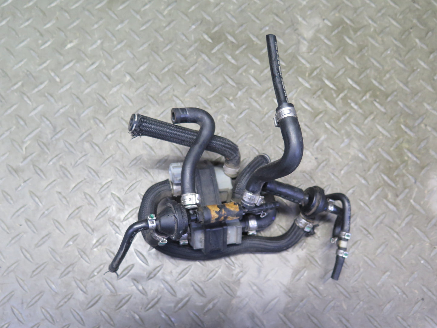 2006-2012 Bentley Flying Spur 6.0L Engine Turbo Boost Solenoid Vacuum Valve