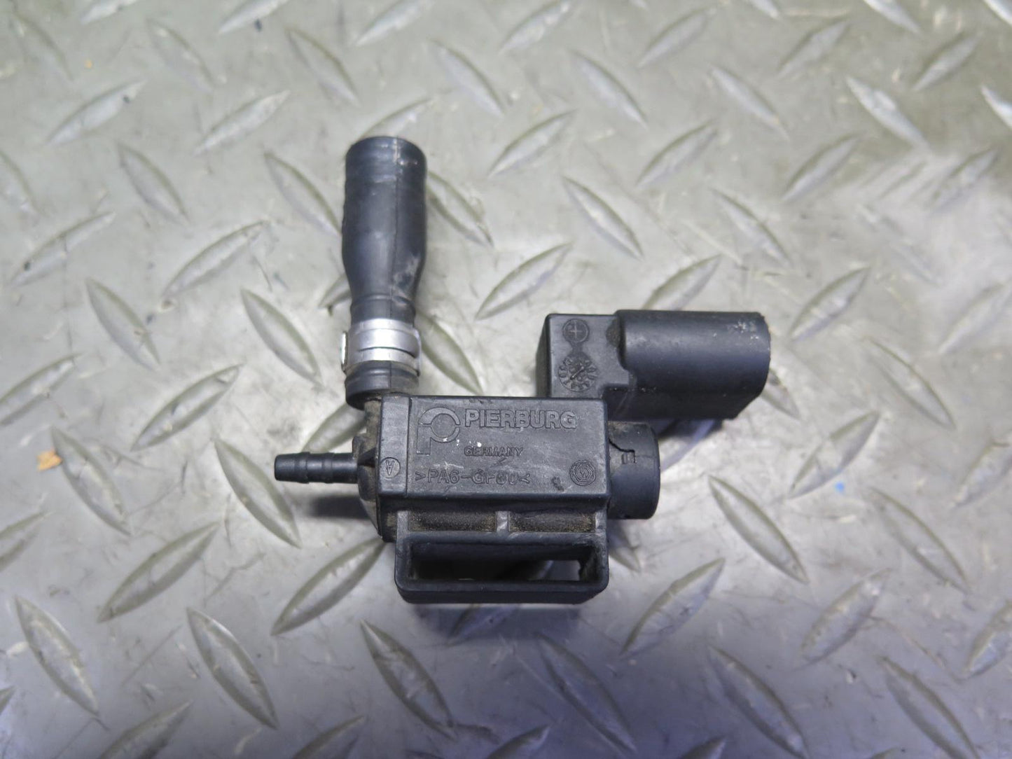 2006-2012 Bentley Flying Spur 6.0L Engine Turbo Boost Solenoid Vacuum Valve