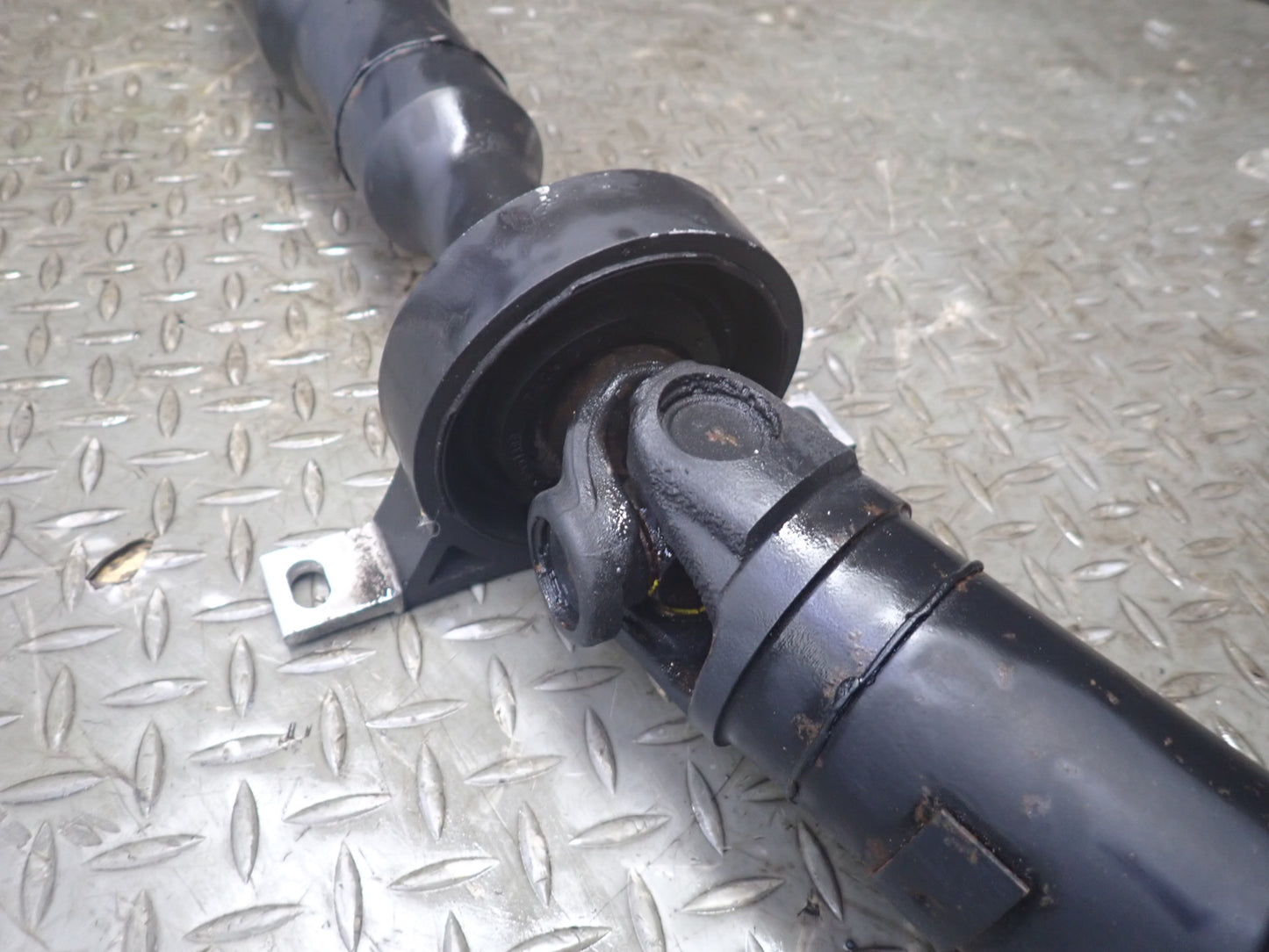 06-07 BMW E85 Z4 A/T N52 Rear Driveshaft Drive Shaft 109K Miles OEM