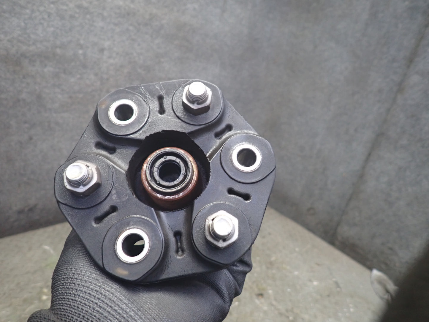 06-07 BMW E85 Z4 A/T N52 Rear Driveshaft Drive Shaft 109K Miles OEM