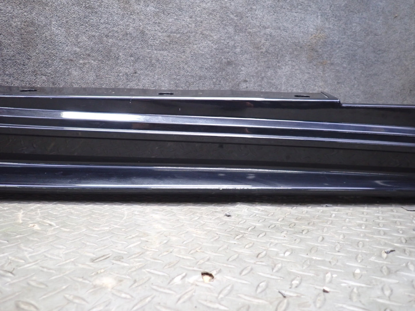 2012 Maserati Granturismo S M145 Coupe Side Skirt Rocker Panel Molding Set of 2