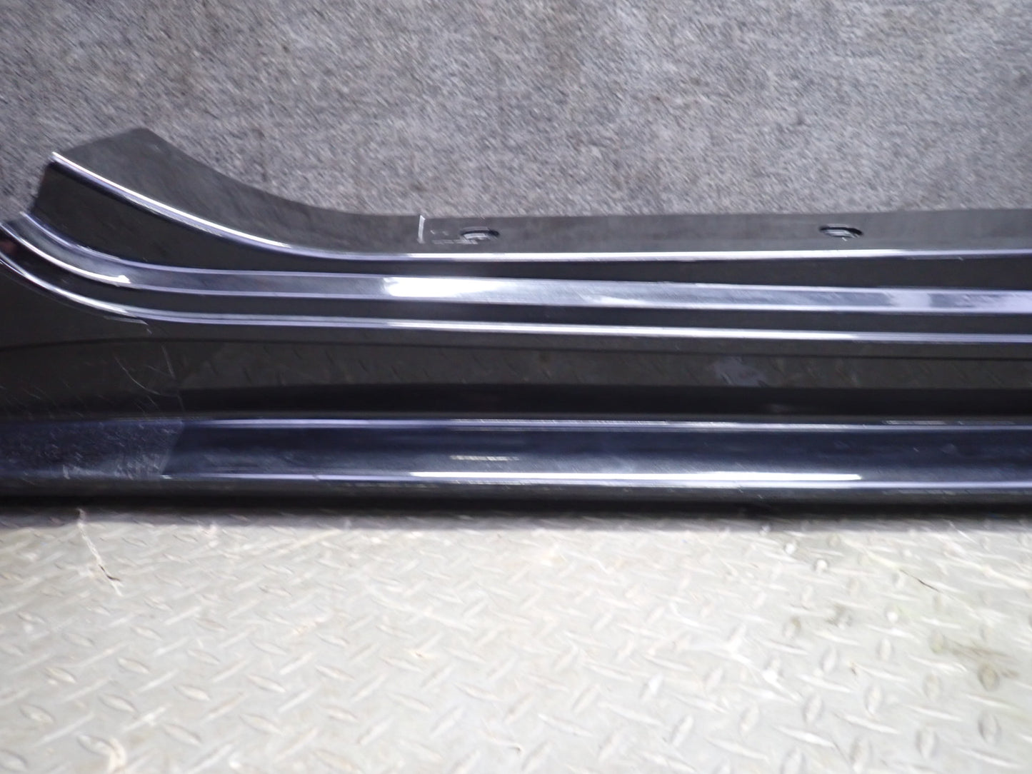 2012 Maserati Granturismo S M145 Coupe Side Skirt Rocker Panel Molding Set of 2