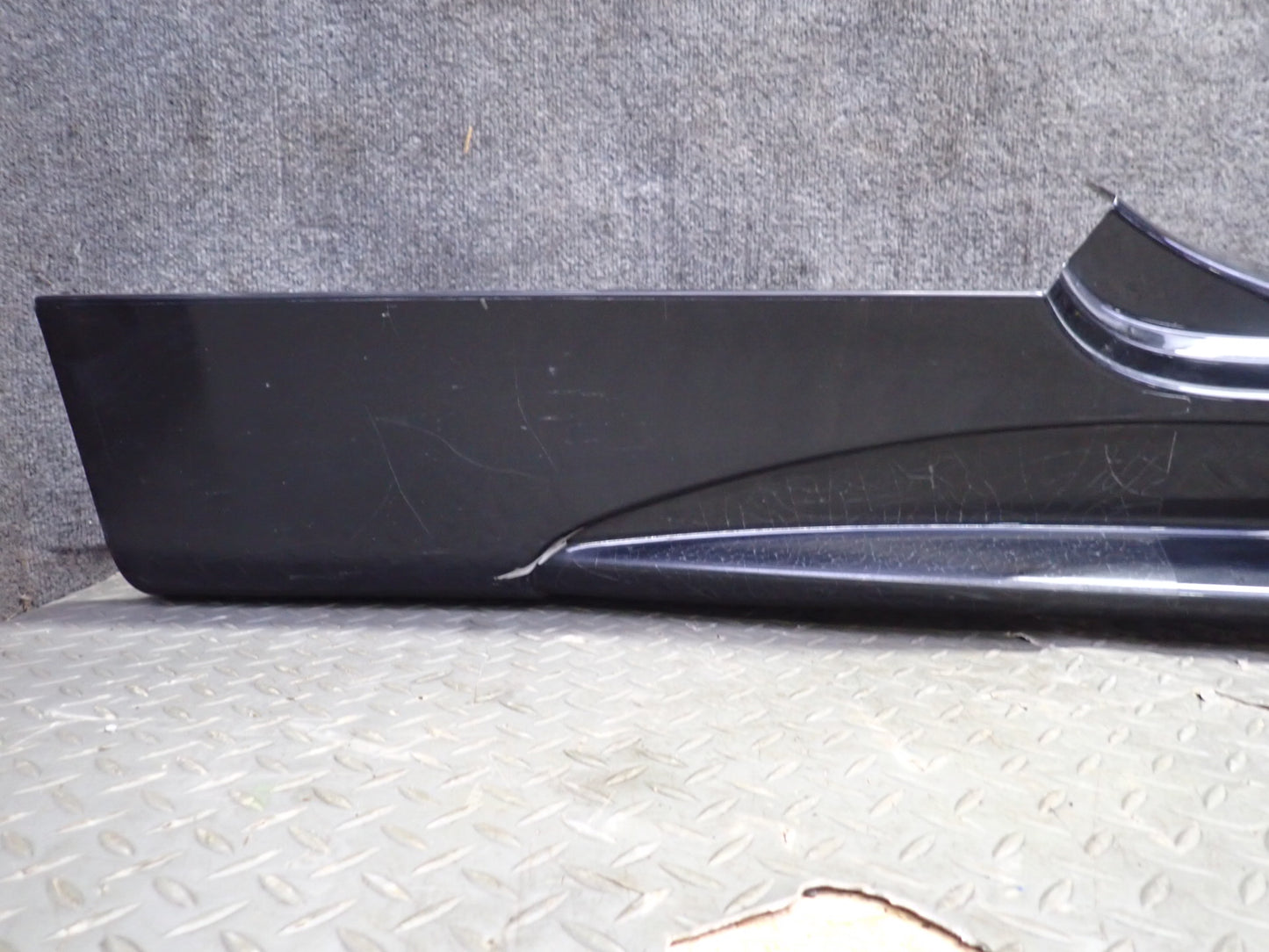 2012 Maserati Granturismo S M145 Coupe Side Skirt Rocker Panel Molding Set of 2