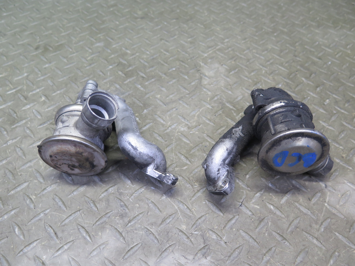 06-12 Bentley Flying Spur 6.0L Engine Right & Left Air Pump Check EGR Valve Set