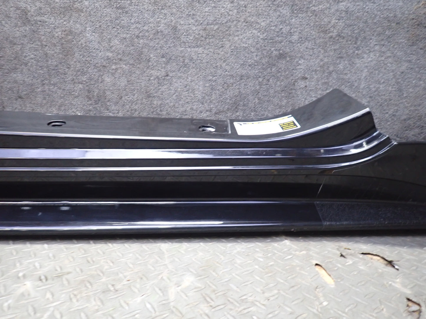 2012 Maserati Granturismo S M145 Coupe Side Skirt Rocker Panel Molding Set of 2
