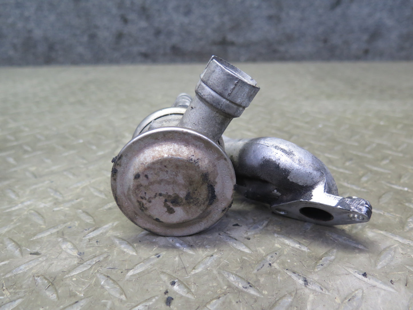 06-12 Bentley Flying Spur 6.0L Engine Right & Left Air Pump Check EGR Valve Set