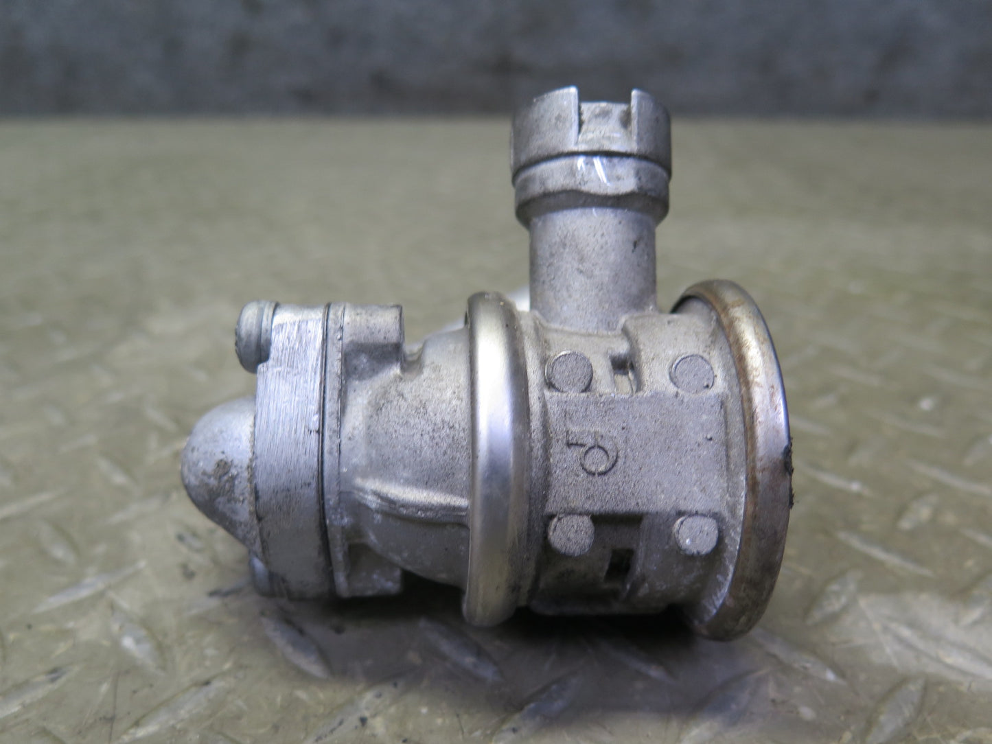 06-12 Bentley Flying Spur 6.0L Engine Right & Left Air Pump Check EGR Valve Set