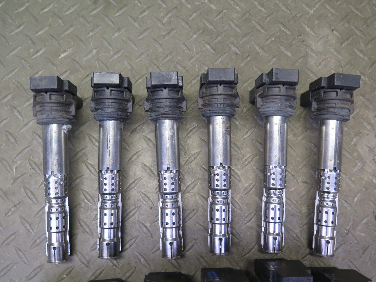 2006-2012 Bentley Flying Spur 6.0L Engine Motor Ignition Coil Set 12 PCS