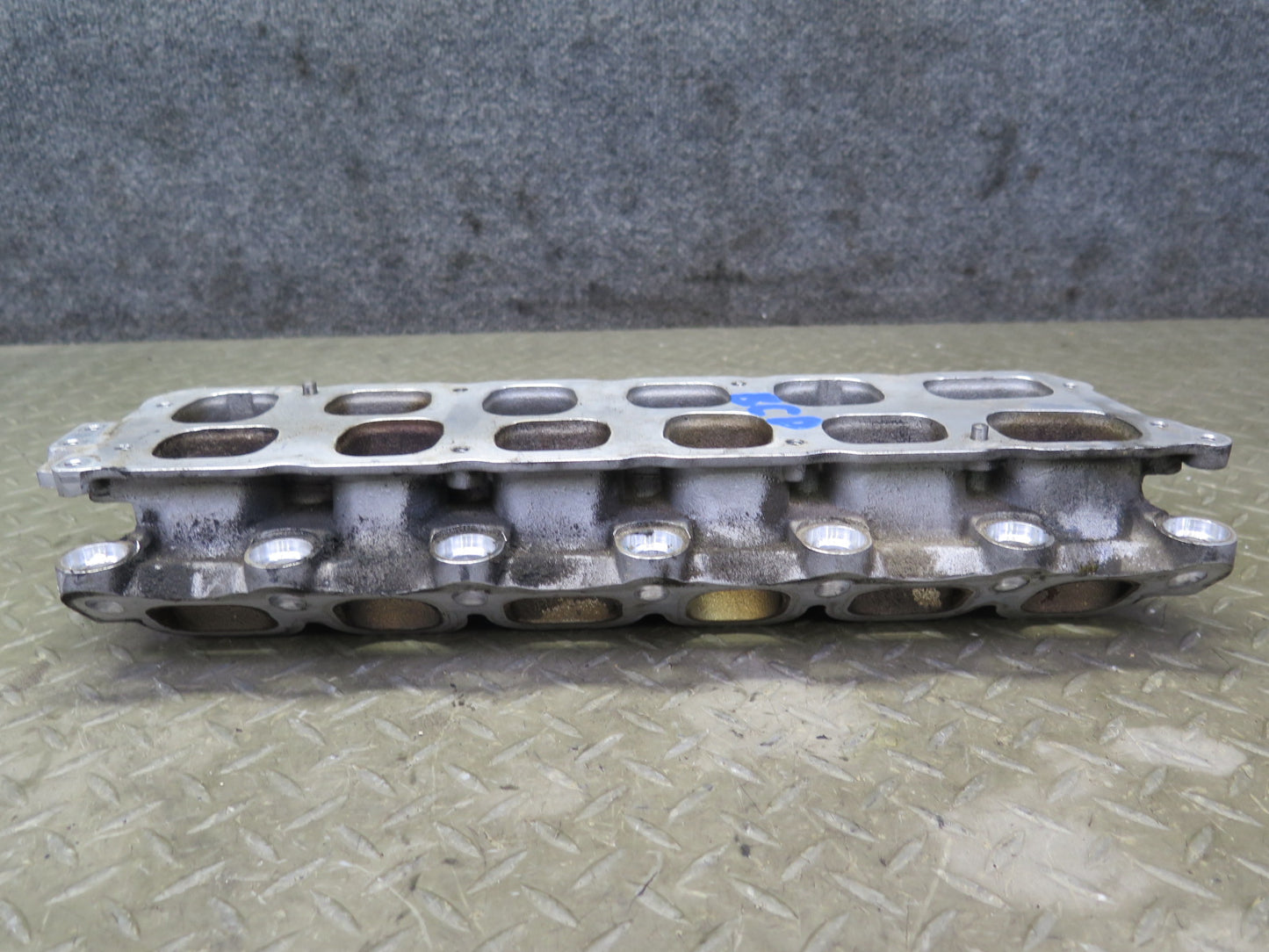 2006-2012 Bentley Flying Spur 6.0L Engine Lower Intake Manifold