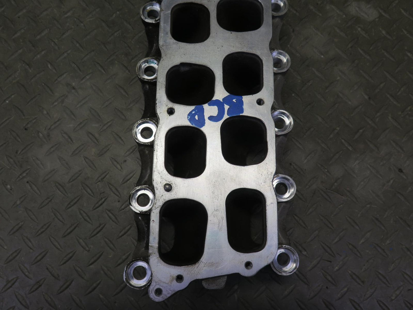 2006-2012 Bentley Flying Spur 6.0L Engine Lower Intake Manifold