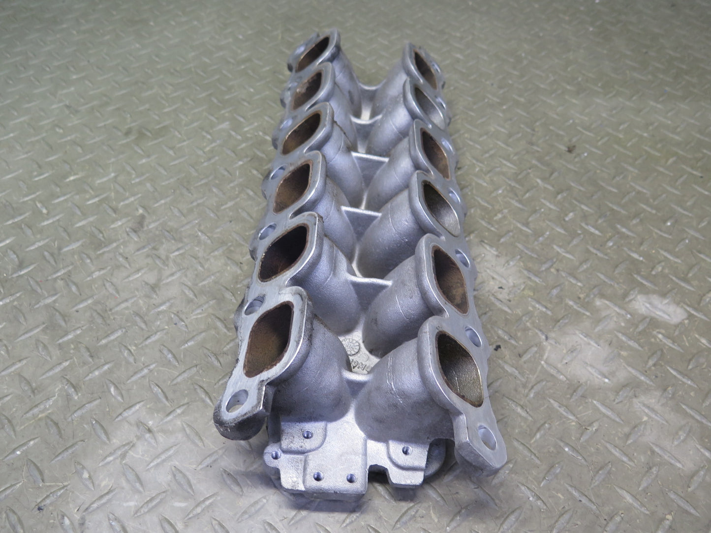 2006-2012 Bentley Flying Spur 6.0L Engine Lower Intake Manifold