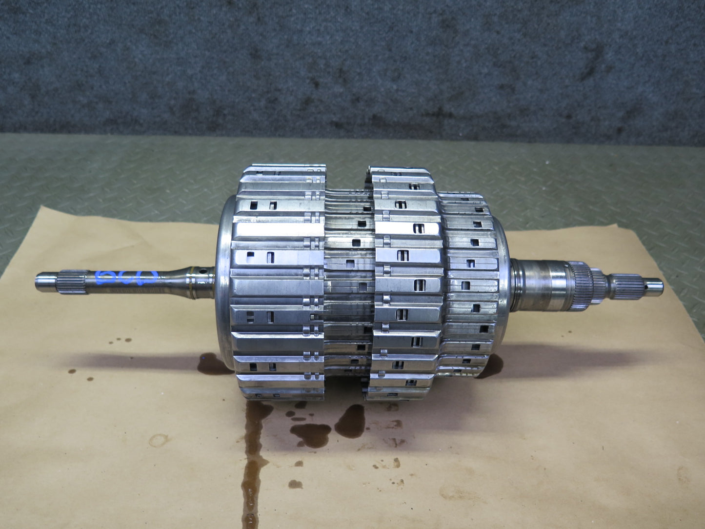 2006-2012 Bentley Flying Spur 6HP-26 A/T Auto Transmission Clutch Gearbox Shaft