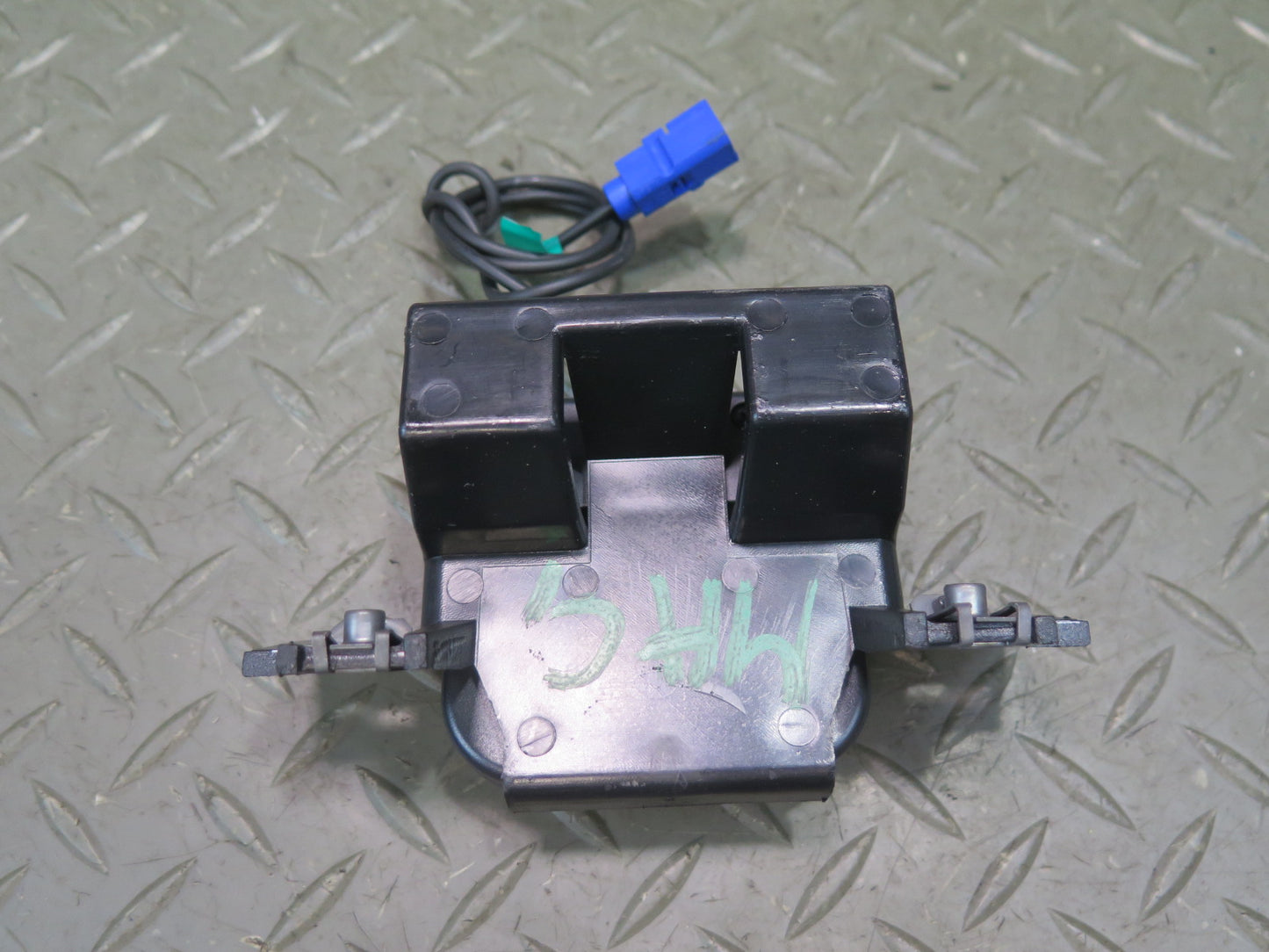 2008-2019 Maserati Granturismo M145 GPS Navigation Radio Antenna