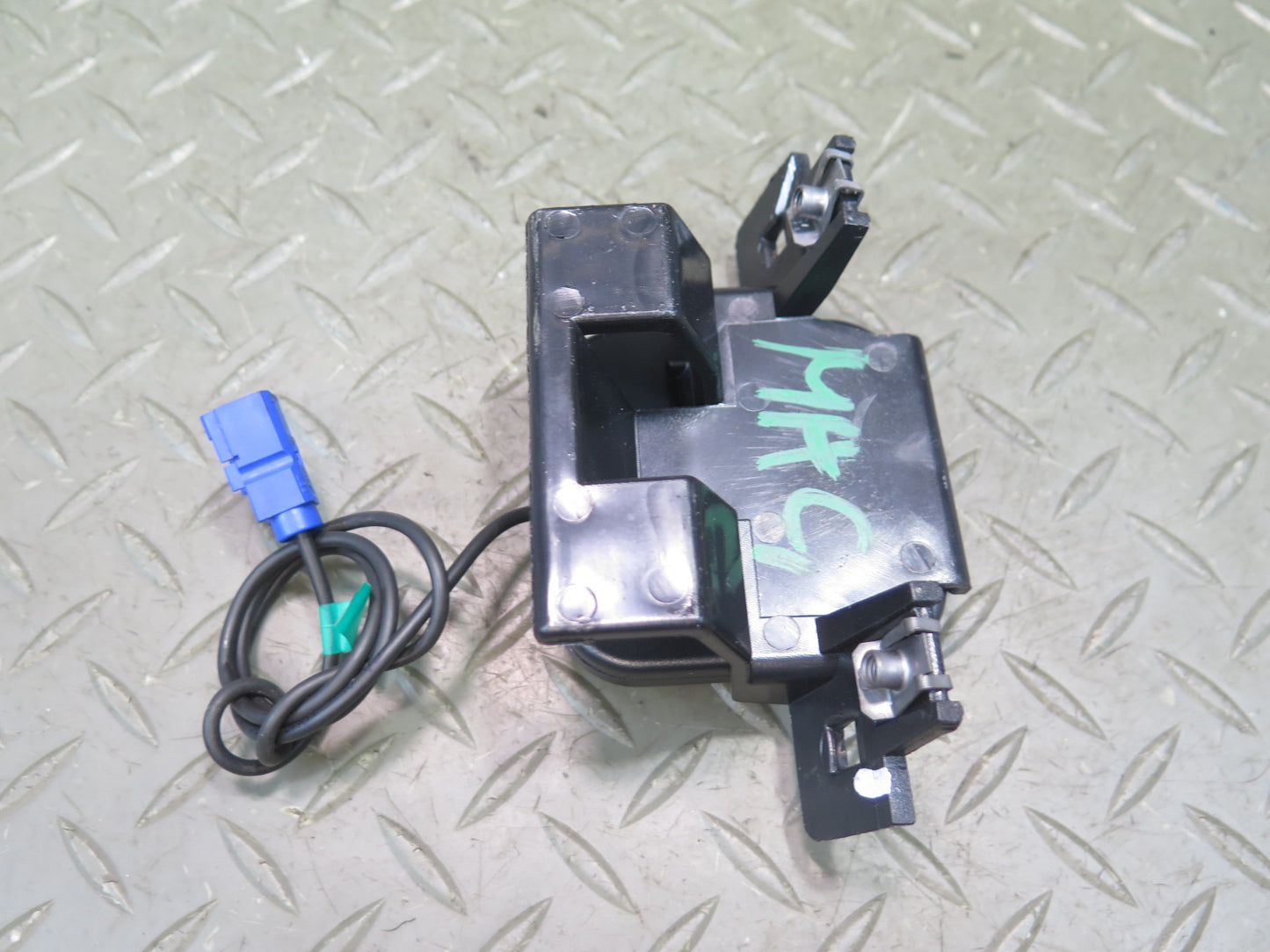 2008-2019 Maserati Granturismo M145 GPS Navigation Radio Antenna