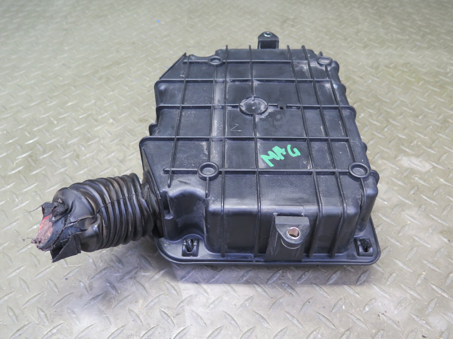 2008-2019 Maserati Granturismo M145 Engine Bay Right Fuse Relay Box