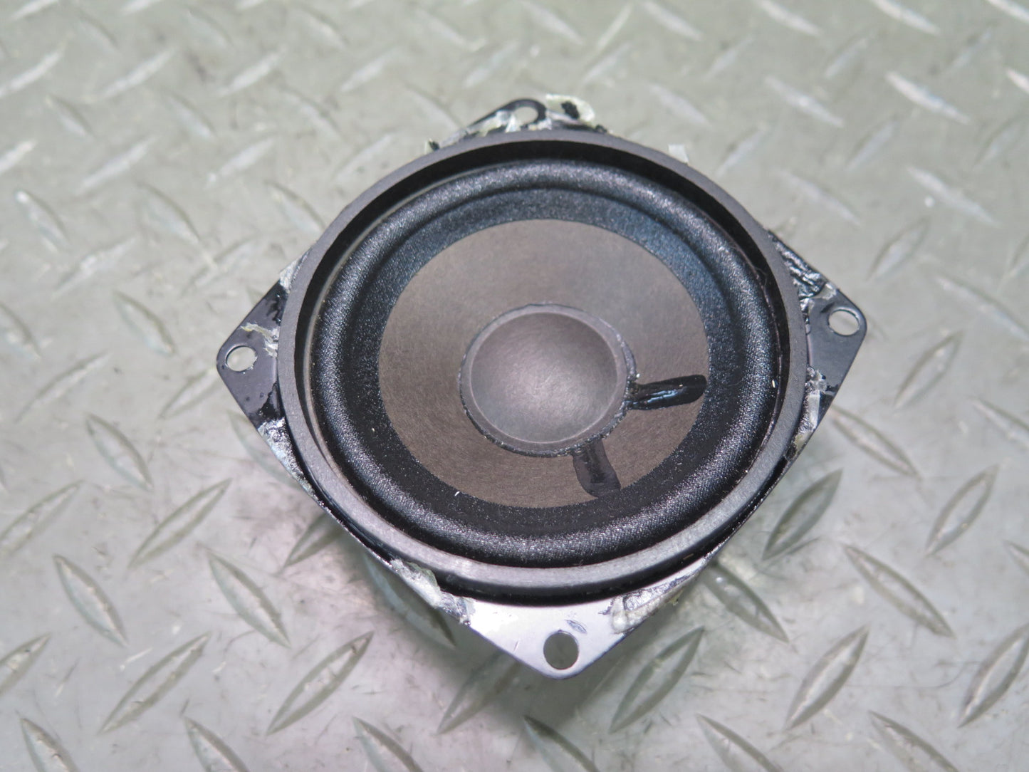 2008-2019 Maserati Granturismo M145 Dash Center Audio Speaker