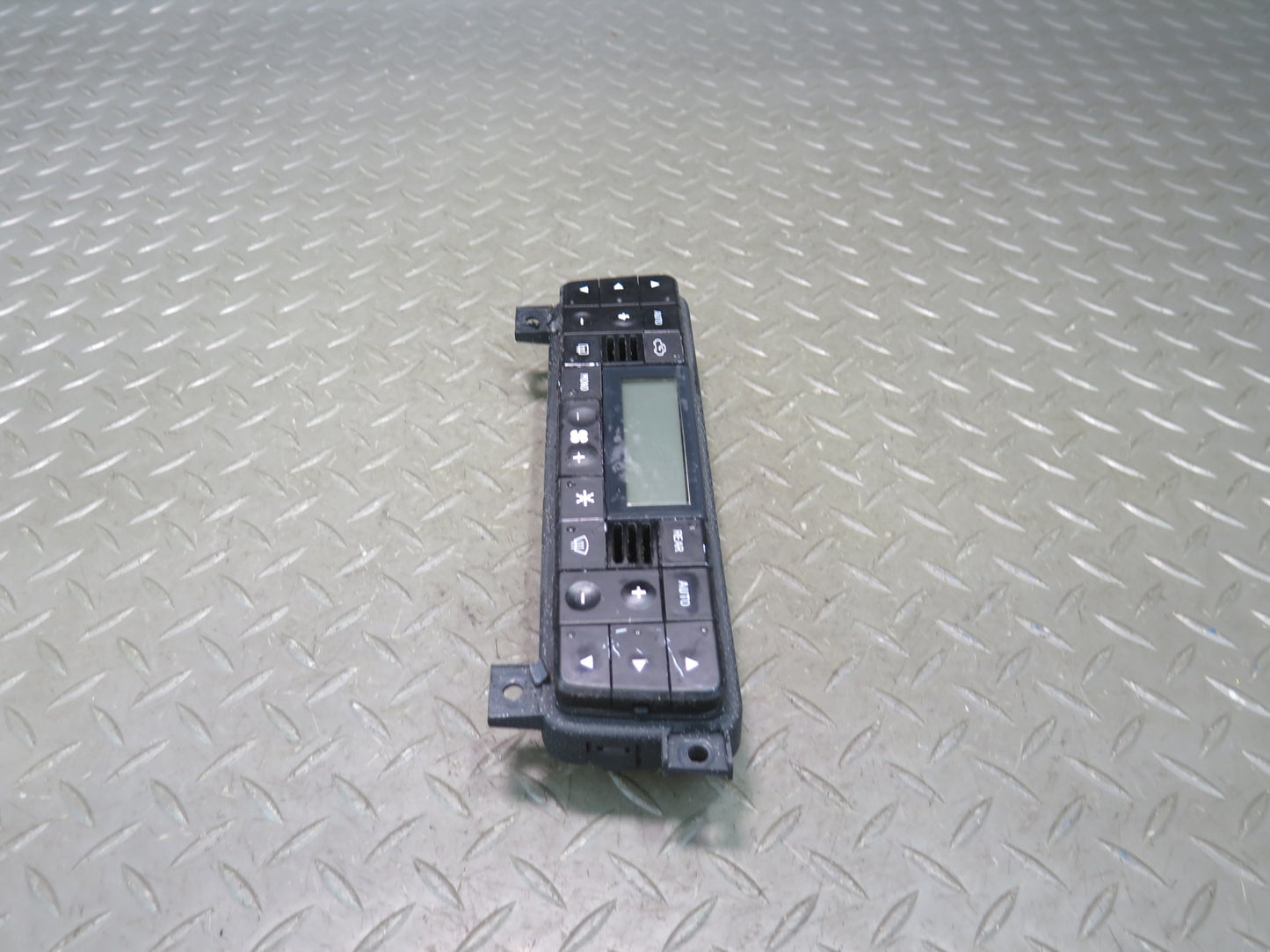 2008-2019 Maserati Granturismo M145 A/C Heater Climate Control Switch 131193