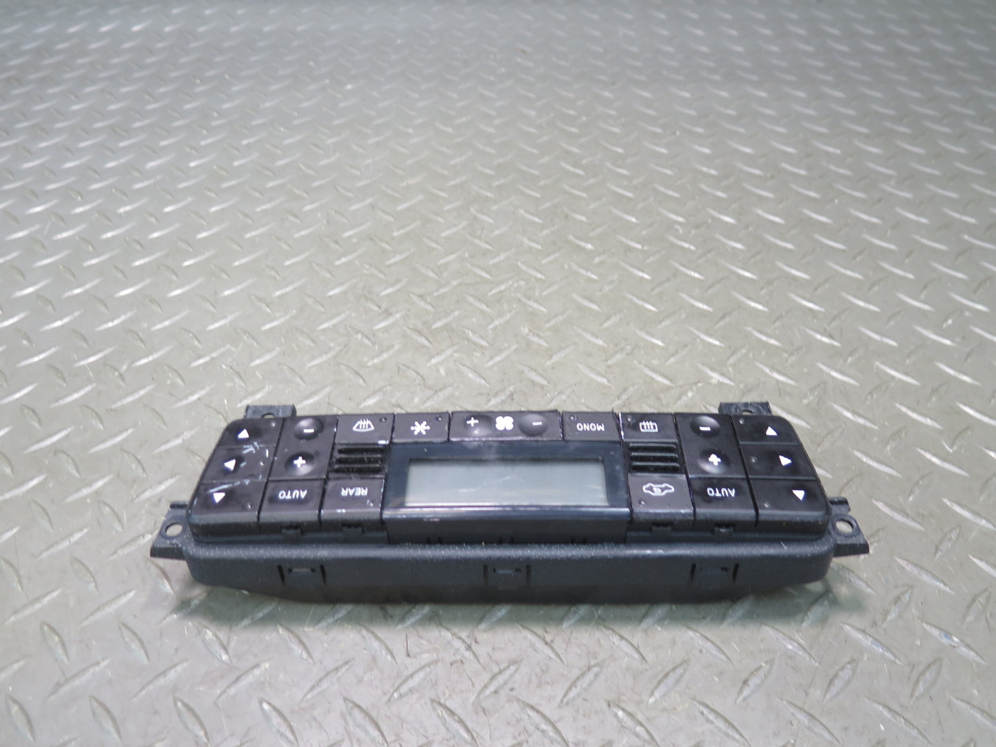 2008-2019 Maserati Granturismo M145 A/C Heater Climate Control Switch 131193