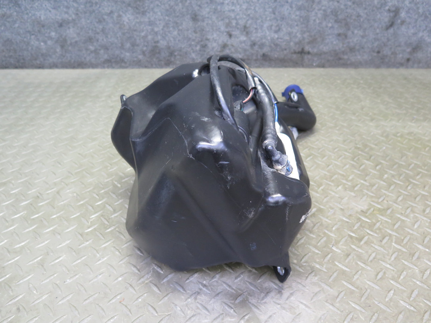 2008-2019 Maserati Granturismo M145 Windshield Washer Fluid Reservoir Tank Pump