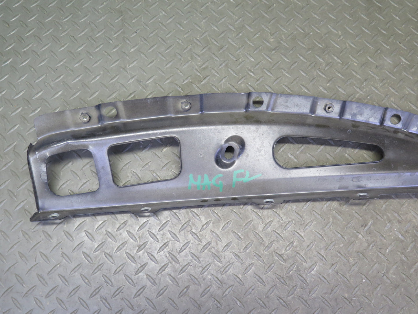 2008-2019 Maserati Granturismo M145 Front Left Fender Mount Bracket Support