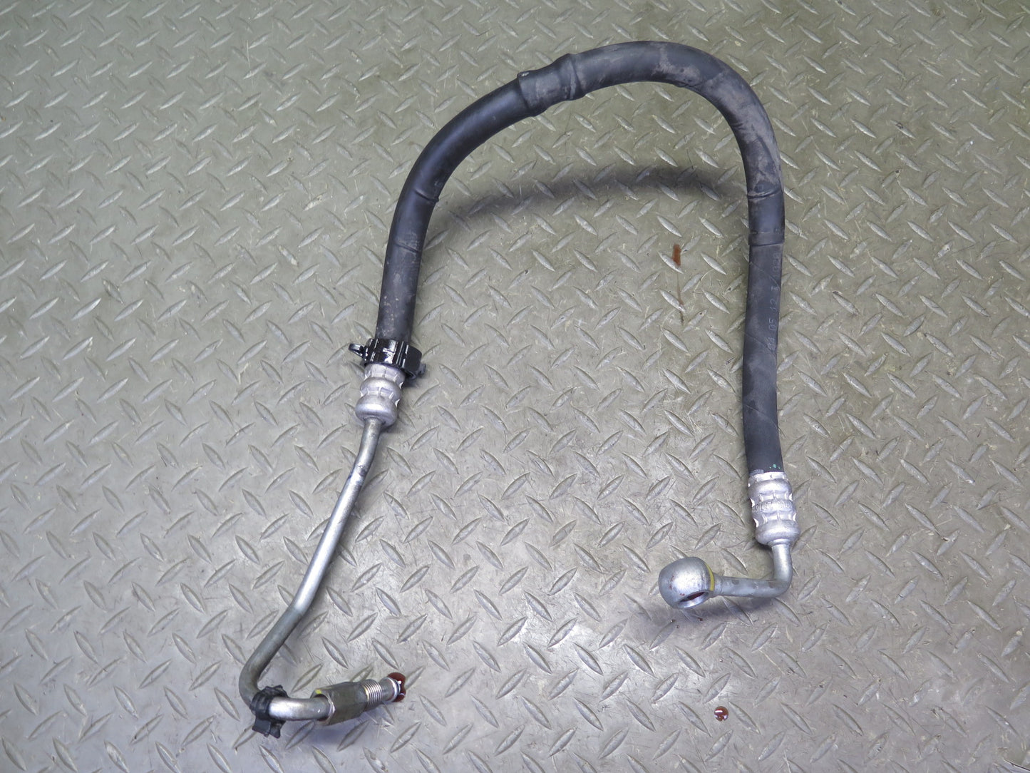 2012 Maserati Granturismo M145 4.7L Power Steering Hose Pipe Line Set of 2