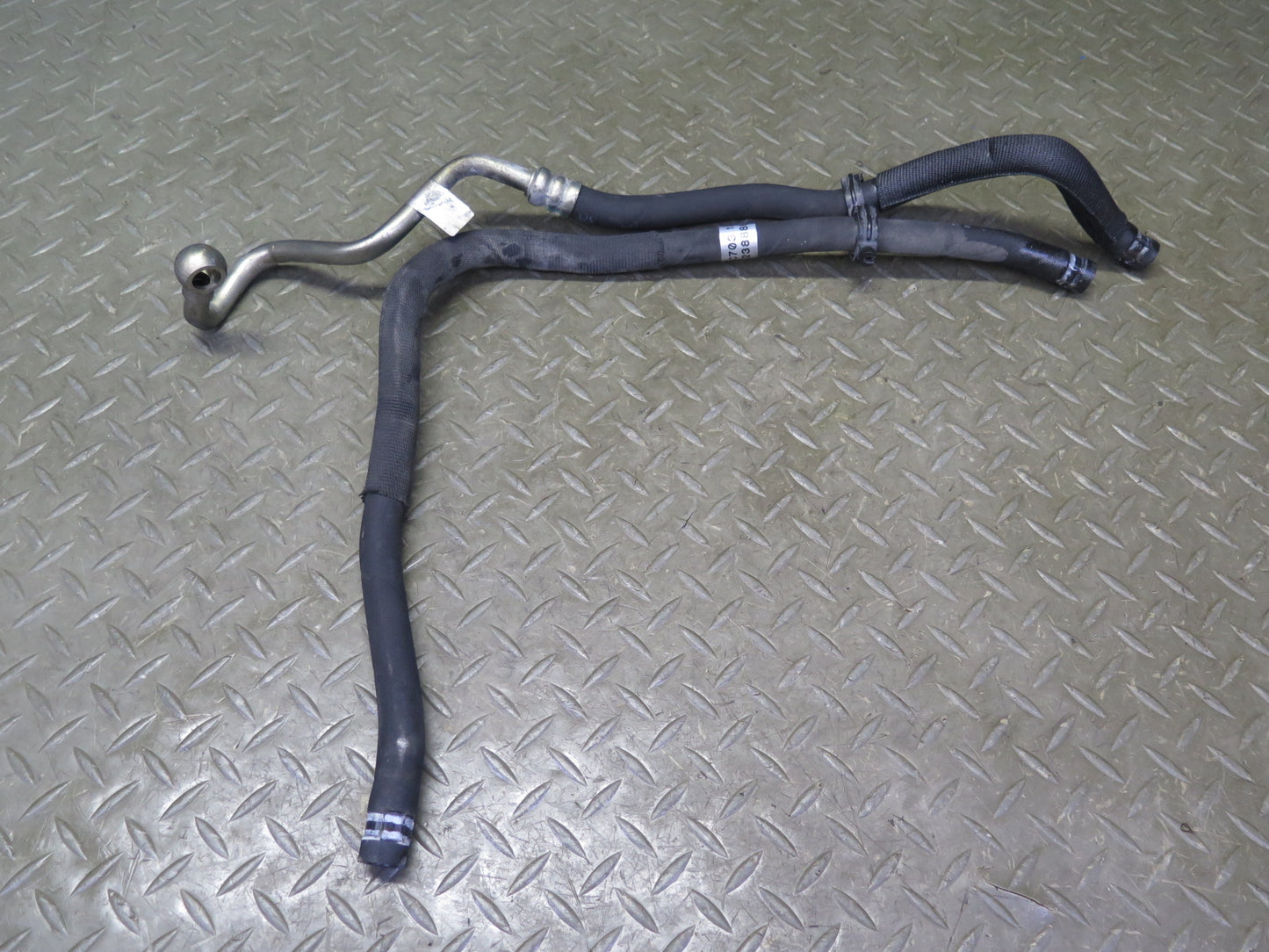 2012 Maserati Granturismo M145 4.7L Power Steering Hose Pipe Line Set of 2
