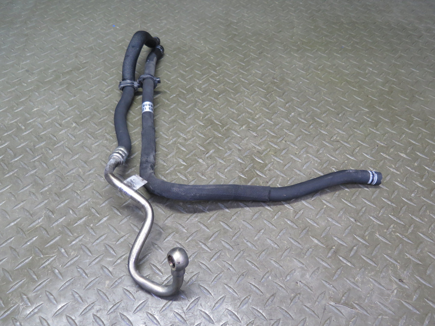2012 Maserati Granturismo M145 4.7L Power Steering Hose Pipe Line Set of 2