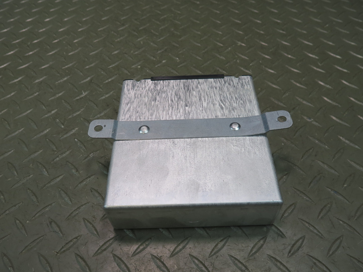 2008-2012 Maserati Granturismo M145 Suspension Control Module 230290