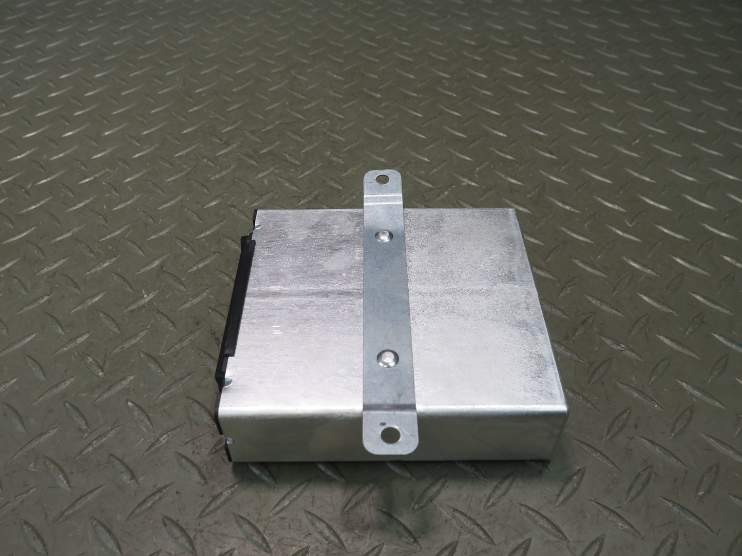 2008-2012 Maserati Granturismo M145 Suspension Control Module 230290