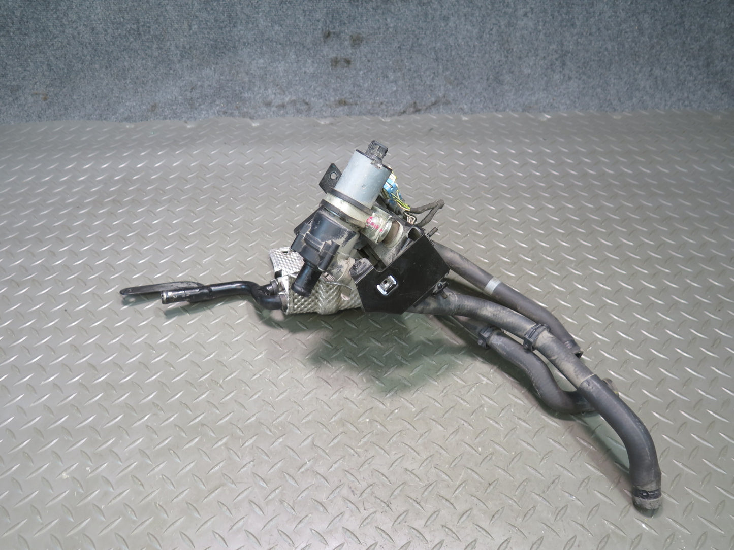 2009-2019 Maserati Granturismo M145 4.7L Heater Control Valve w Pump