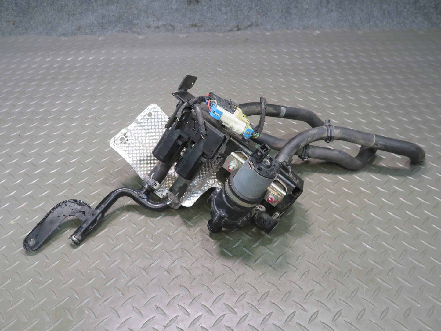 2009-2019 Maserati Granturismo M145 4.7L Heater Control Valve w Pump