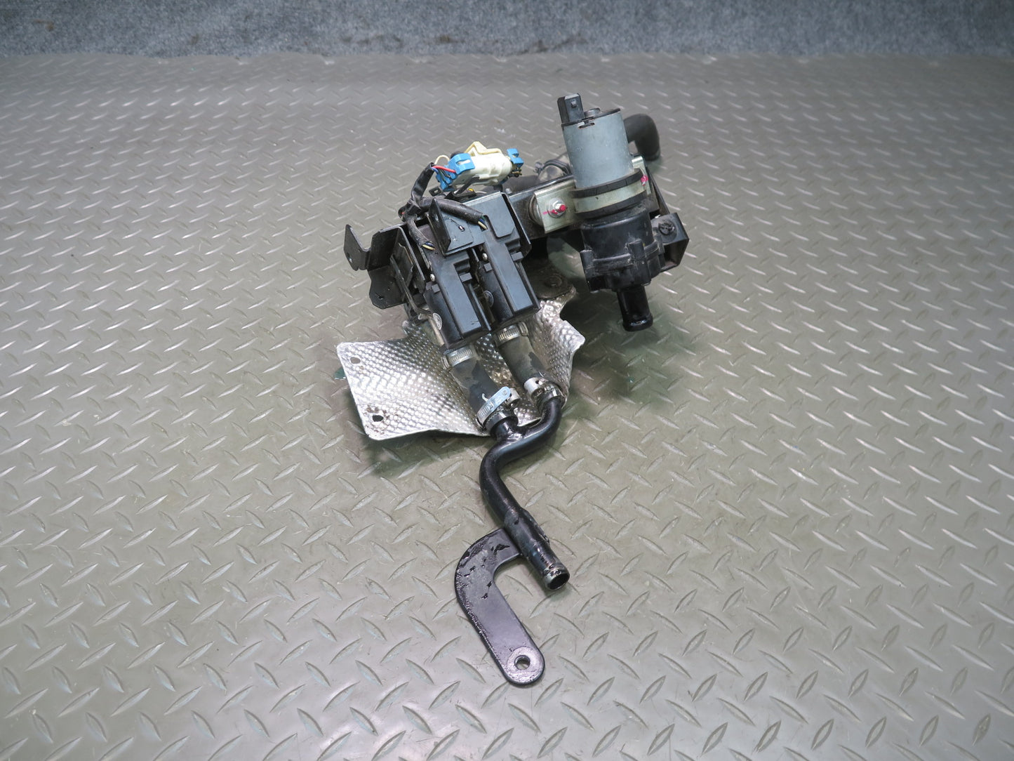 2009-2019 Maserati Granturismo M145 4.7L Heater Control Valve w Pump